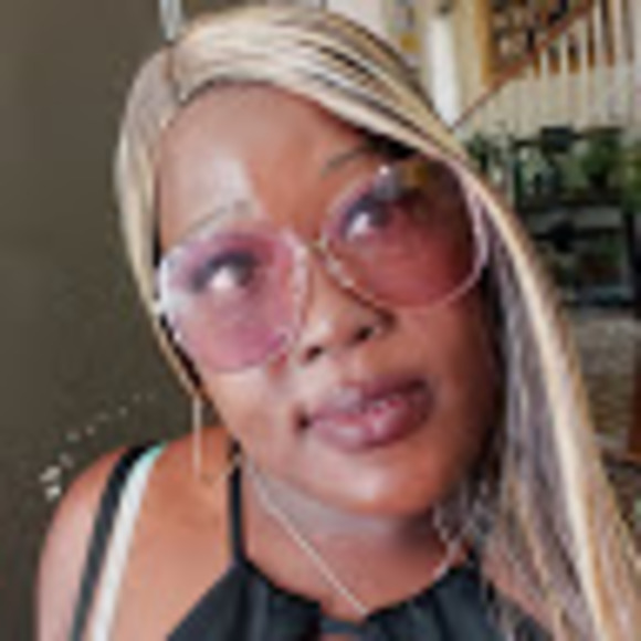 Meet your Posher, Buzz-o - Picture 1 of 1